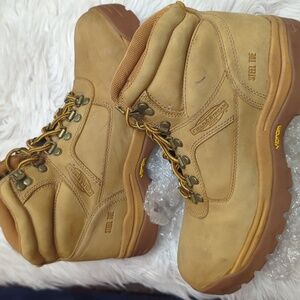 Field & Stream Tan Steel Toe Outdoor Boots
